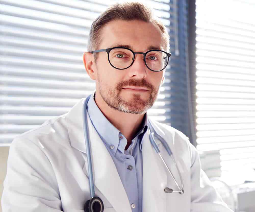 https://akyolmedical.com.tr/wp-content/uploads/2021/09/team_05.jpg