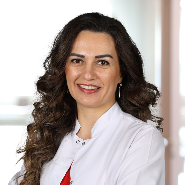 https://akyolmedical.com.tr/wp-content/uploads/2022/08/Dr.Derya-Argun-1.png
