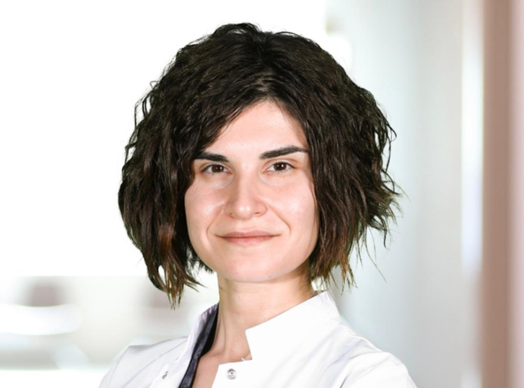 https://akyolmedical.com.tr/wp-content/uploads/2022/08/Dr.Ozge-Yontem-Gunver-PNG.png